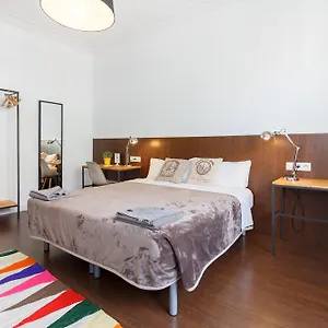 De 185 M² En Ensanche, Con 8 Habitación Barcelona